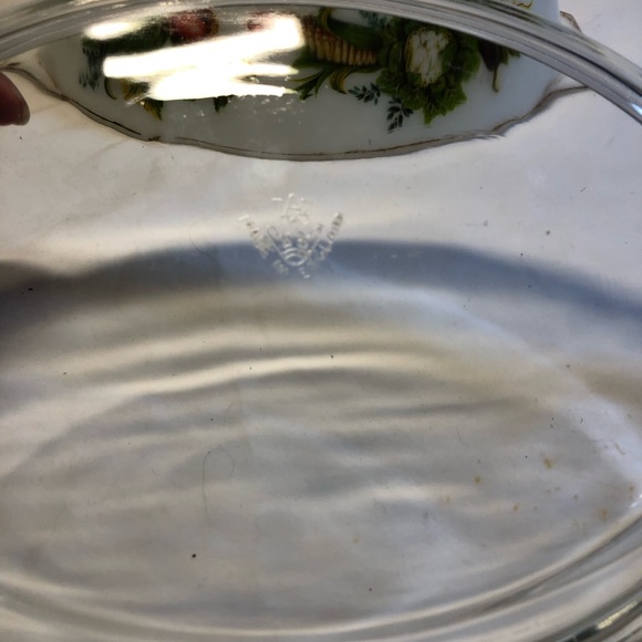 Vintage 1960s Pyrex Jaj Lidded Oval Casserole Dish Vegetable Pattern - Picture 6 of 16
